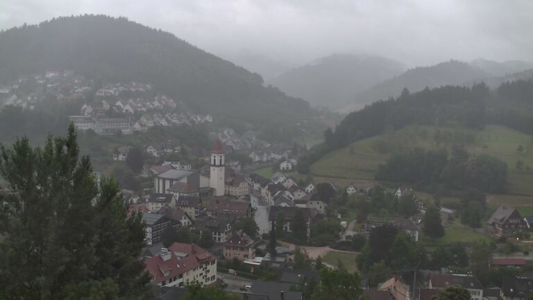 Dieses Bild zeigt eine Webcam-Aufnahme von Ottenhöfen, aufgenommen am Montag, den 29.06.2026 um 06:00 Uhr