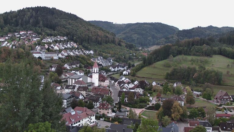 Dieses Bild zeigt eine Webcam-Aufnahme von Ottenhöfen, aufgenommen am Samstag, den 03.10.2026 um 07:40 Uhr