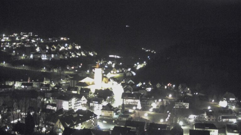 Dieses Bild zeigt eine Webcam-Aufnahme von Ottenhöfen, aufgenommen am Dienstag, den 23.12.2025 um 19:50 Uhr