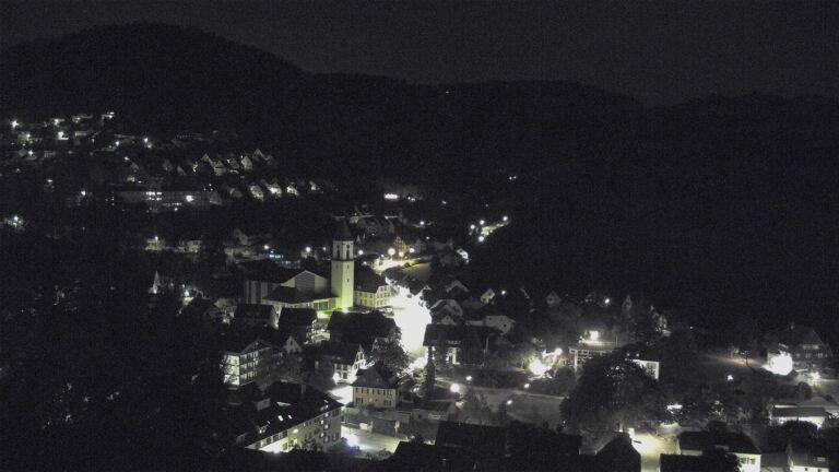 Dieses Bild zeigt eine Webcam-Aufnahme von Ottenhöfen, aufgenommen am Montag, den 24.08.2026 um 05:00 Uhr