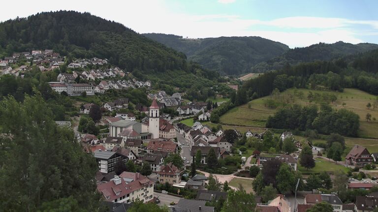 Dieses Bild zeigt eine Webcam-Aufnahme von Ottenhöfen, aufgenommen am Mittwoch, den 08.07.2026 um 11:00 Uhr