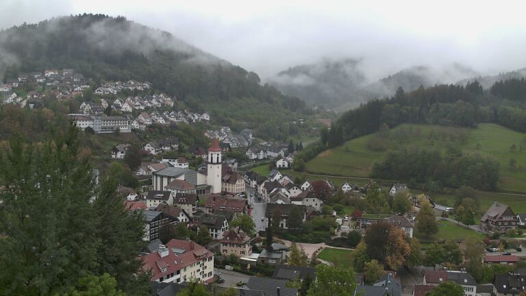 Dieses Bild zeigt eine Webcam-Aufnahme von Ottenhöfen, aufgenommen am Mittwoch, den 21.10.2026 um 10:50 Uhr
