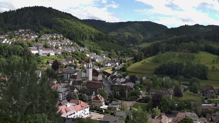 Dieses Bild zeigt eine Webcam-Aufnahme von Ottenhöfen, aufgenommen am Mittwoch, den 03.06.2026 um 16:20 Uhr