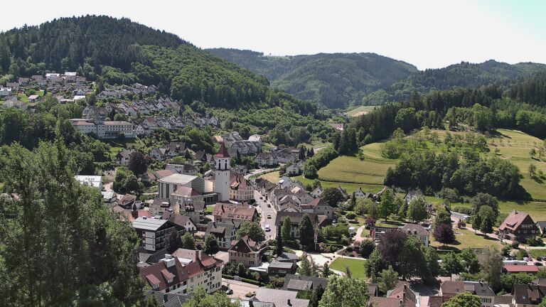 Dieses Bild zeigt eine Webcam-Aufnahme von Ottenhöfen, aufgenommen am Freitag, den 29.05.2026 um 11:40 Uhr