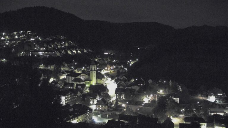 Dieses Bild zeigt eine Webcam-Aufnahme von Ottenhöfen, aufgenommen am Dienstag, den 29.09.2026 um 21:30 Uhr