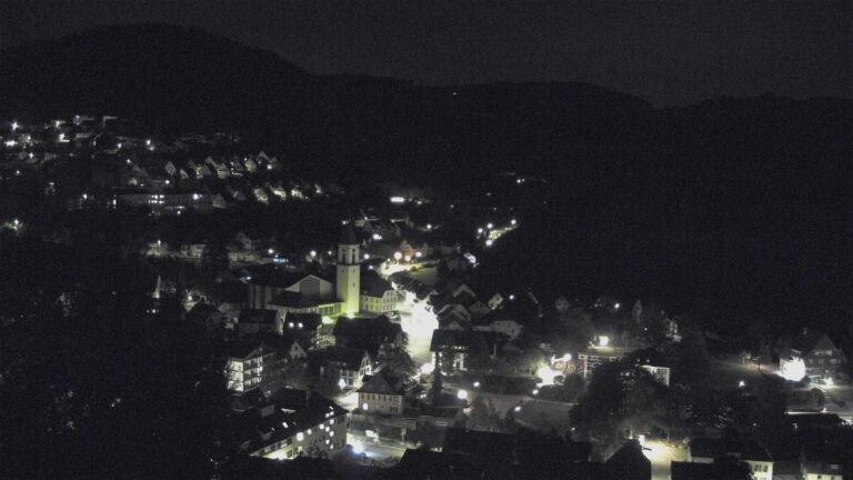 Dieses Bild zeigt eine Webcam-Aufnahme von Ottenhöfen, aufgenommen am Freitag, den 18.09.2026 um 05:30 Uhr