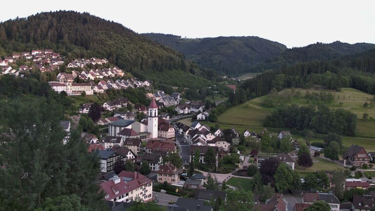 Dieses Bild zeigt eine Webcam-Aufnahme von Ottenhöfen, aufgenommen am Freitag, den 29.05.2026 um 20:50 Uhr