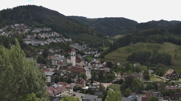 Dieses Bild zeigt eine Webcam-Aufnahme von Ottenhöfen, aufgenommen am Donnerstag, den 10.09.2026 um 12:40 Uhr