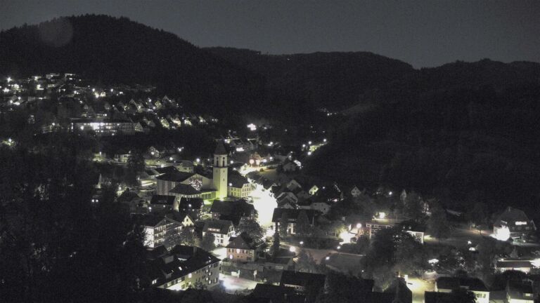 Dieses Bild zeigt eine Webcam-Aufnahme von Ottenhöfen, aufgenommen am Freitag, den 25.09.2026 um 20:40 Uhr