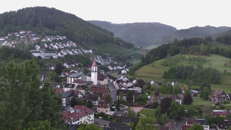 Dieses Bild zeigt eine Webcam-Aufnahme von Ottenhöfen, aufgenommen am Donnerstag, den 21.05.2026 um 05:50 Uhr