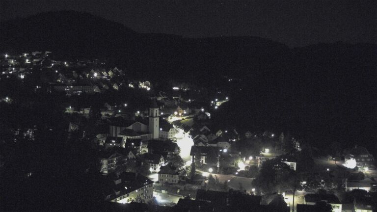 Dieses Bild zeigt eine Webcam-Aufnahme von Ottenhöfen, aufgenommen am Sonntag, den 05.07.2026 um 00:00 Uhr