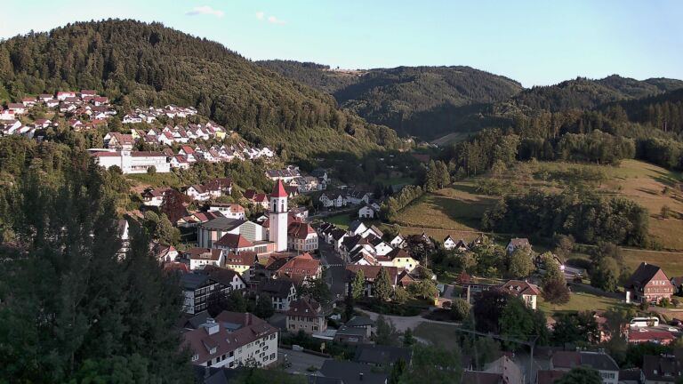 Dieses Bild zeigt eine Webcam-Aufnahme von Ottenhöfen, aufgenommen am Mittwoch, den 08.07.2026 um 20:20 Uhr