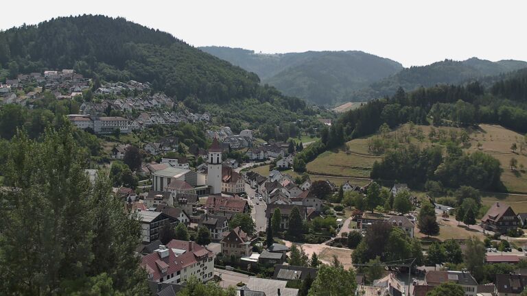 Dieses Bild zeigt eine Webcam-Aufnahme von Ottenhöfen, aufgenommen am Donnerstag, den 30.07.2026 um 12:40 Uhr