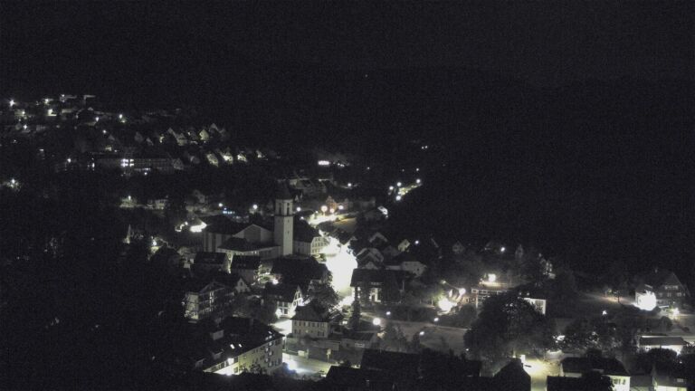 Dieses Bild zeigt eine Webcam-Aufnahme von Ottenhöfen, aufgenommen am Dienstag, den 18.08.2026 um 04:00 Uhr
