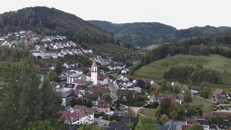 Dieses Bild zeigt eine Webcam-Aufnahme von Ottenhöfen, aufgenommen am Mittwoch, den 07.10.2026 um 07:30 Uhr