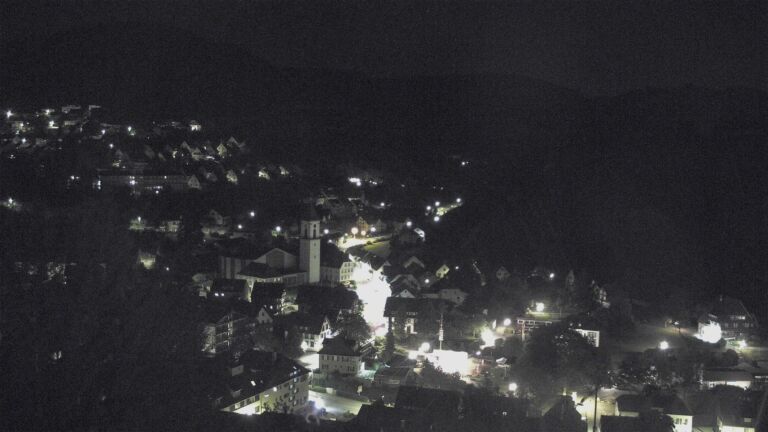 Dieses Bild zeigt eine Webcam-Aufnahme von Ottenhöfen, aufgenommen am Sonntag, den 21.06.2026 um 01:30 Uhr