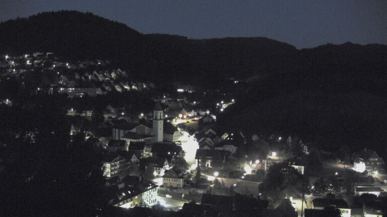 Dieses Bild zeigt eine Webcam-Aufnahme von Ottenhöfen, aufgenommen am Mittwoch, den 22.07.2026 um 04:30 Uhr