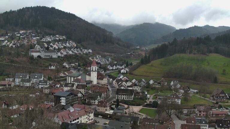 Dieses Bild zeigt eine Webcam-Aufnahme von Ottenhöfen, aufgenommen am Sonntag, den 15.03.2026 um 11:00 Uhr