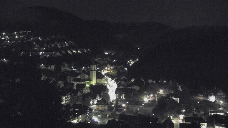 Dieses Bild zeigt eine Webcam-Aufnahme von Ottenhöfen, aufgenommen am Freitag, den 28.08.2026 um 05:30 Uhr