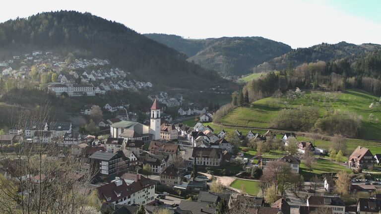 Dieses Bild zeigt eine Webcam-Aufnahme von Ottenhöfen, aufgenommen am Donnerstag, den 09.04.2026 um 09:00 Uhr