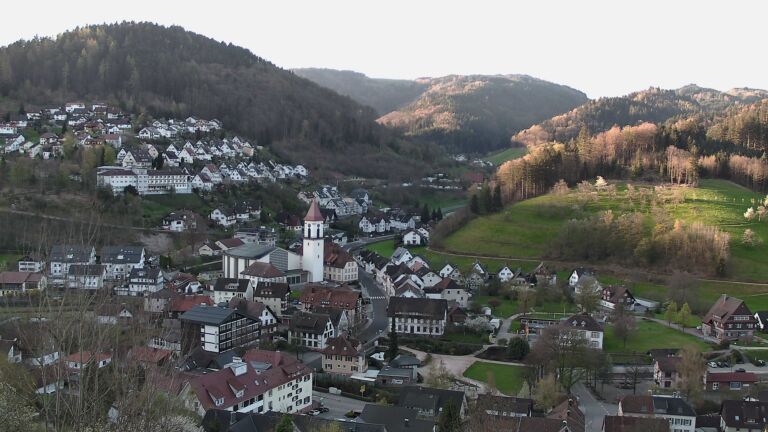 Dieses Bild zeigt eine Webcam-Aufnahme von Ottenhöfen, aufgenommen am Mittwoch, den 08.04.2026 um 07:50 Uhr