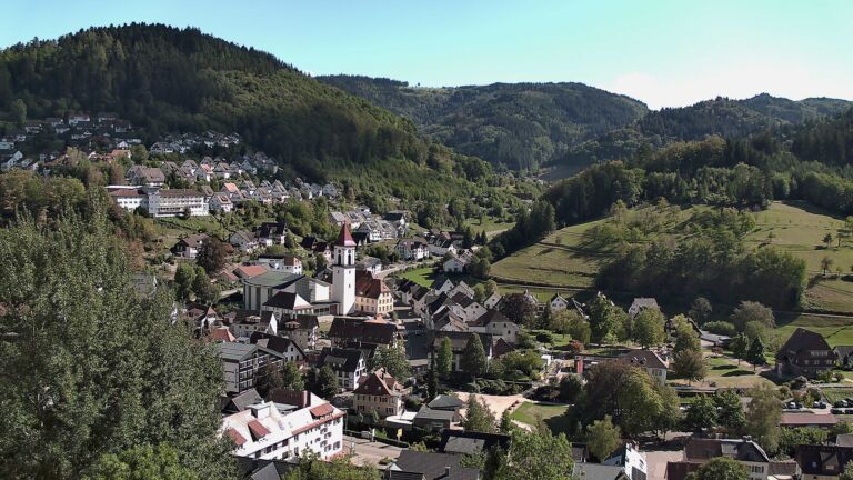Dieses Bild zeigt eine Webcam-Aufnahme von Ottenhöfen, aufgenommen am Samstag, den 12.09.2026 um 15:40 Uhr
