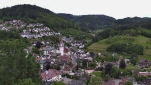 Dieses Bild zeigt eine Webcam-Aufnahme von Ottenhöfen, aufgenommen am Dienstag, den 19.05.2026 um 20:10 Uhr