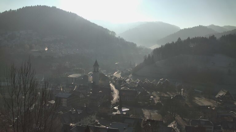 Dieses Bild zeigt eine Webcam-Aufnahme von Ottenhöfen, aufgenommen am Samstag, den 27.12.2025 um 11:00 Uhr