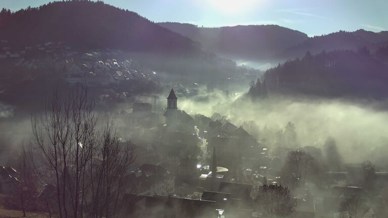 Dieses Bild zeigt eine Webcam-Aufnahme von Ottenhöfen, aufgenommen am Montag, den 15.12.2025 um 11:20 Uhr