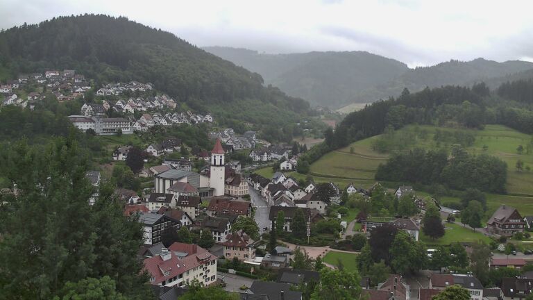 Dieses Bild zeigt eine Webcam-Aufnahme von Ottenhöfen, aufgenommen am Mittwoch, den 10.06.2026 um 15:30 Uhr