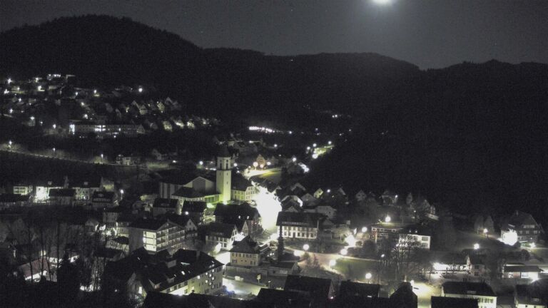 Dieses Bild zeigt eine Webcam-Aufnahme von Ottenhöfen, aufgenommen am Mittwoch, den 08.04.2026 um 05:30 Uhr