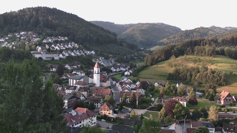Dieses Bild zeigt eine Webcam-Aufnahme von Ottenhöfen, aufgenommen am Donnerstag, den 02.07.2026 um 06:30 Uhr