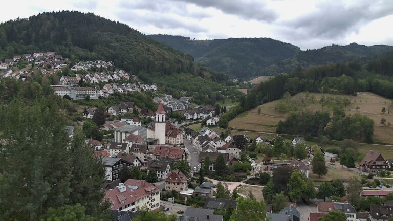 Dieses Bild zeigt eine Webcam-Aufnahme von Ottenhöfen, aufgenommen am Dienstag, den 25.08.2026 um 14:40 Uhr