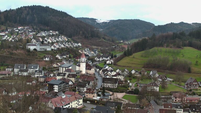 Dieses Bild zeigt eine Webcam-Aufnahme von Ottenhöfen, aufgenommen am Montag, den 30.03.2026 um 19:30 Uhr