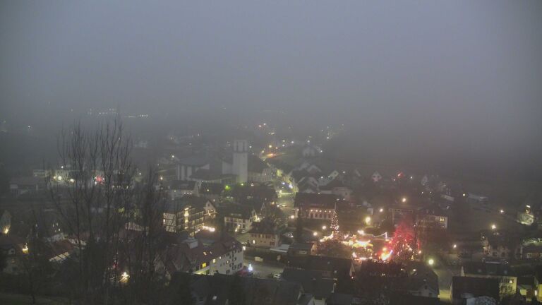 Dieses Bild zeigt eine Webcam-Aufnahme von Ottenhöfen, aufgenommen am Samstag, den 13.12.2025 um 17:00 Uhr