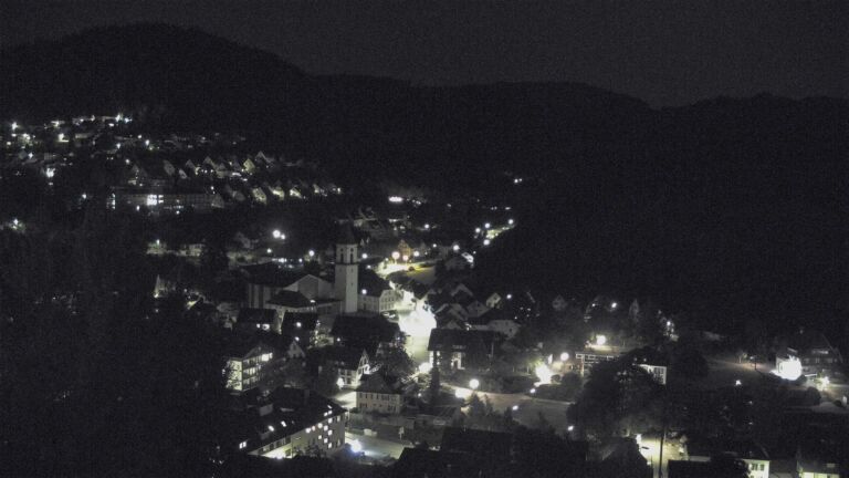 Dieses Bild zeigt eine Webcam-Aufnahme von Ottenhöfen, aufgenommen am Mittwoch, den 22.07.2026 um 23:00 Uhr