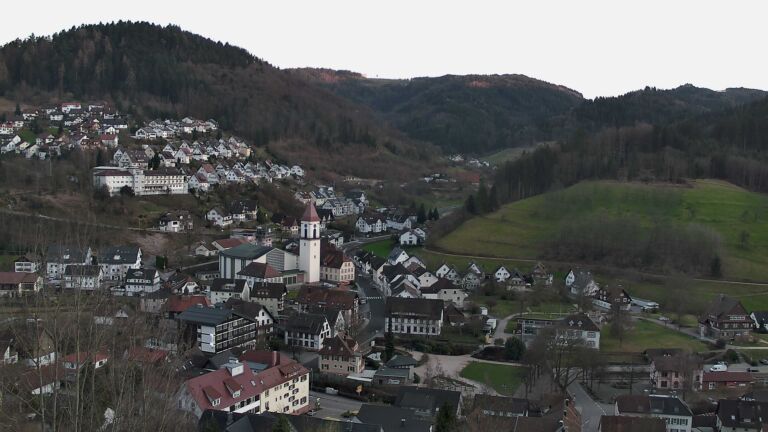 Dieses Bild zeigt eine Webcam-Aufnahme von Ottenhöfen, aufgenommen am Montag, den 02.03.2026 um 17:50 Uhr