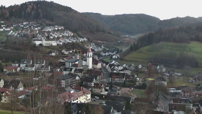 Dieses Bild zeigt eine Webcam-Aufnahme von Ottenhöfen, aufgenommen am Mittwoch, den 17.12.2025 um 16:40 Uhr