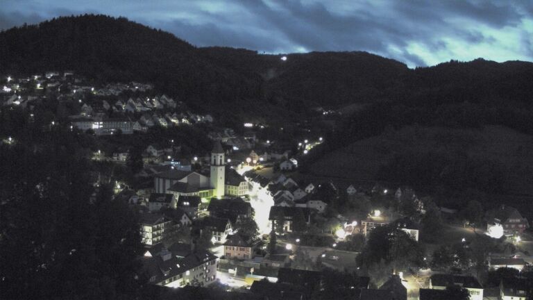 Dieses Bild zeigt eine Webcam-Aufnahme von Ottenhöfen, aufgenommen am Montag, den 31.08.2026 um 06:00 Uhr