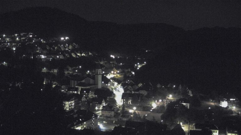 Dieses Bild zeigt eine Webcam-Aufnahme von Ottenhöfen, aufgenommen am Freitag, den 31.07.2026 um 23:00 Uhr