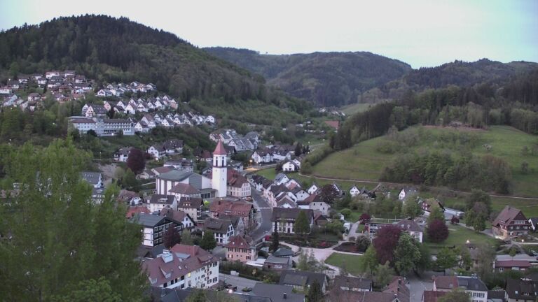 Dieses Bild zeigt eine Webcam-Aufnahme von Ottenhöfen, aufgenommen am Mittwoch, den 29.04.2026 um 05:50 Uhr