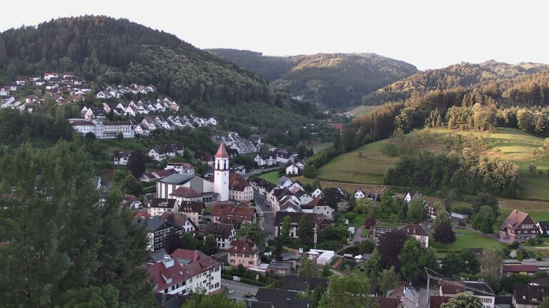 Dieses Bild zeigt eine Webcam-Aufnahme von Ottenhöfen, aufgenommen am Samstag, den 20.06.2026 um 06:20 Uhr