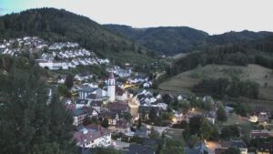 Dieses Bild zeigt eine Webcam-Aufnahme von Ottenhöfen, aufgenommen am Sonntag, den 30.08.2026 um 20:40 Uhr