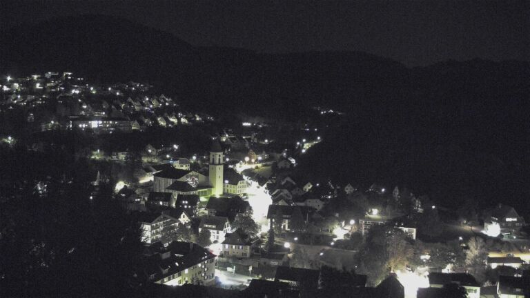 Dieses Bild zeigt eine Webcam-Aufnahme von Ottenhöfen, aufgenommen am Montag, den 05.10.2026 um 20:30 Uhr