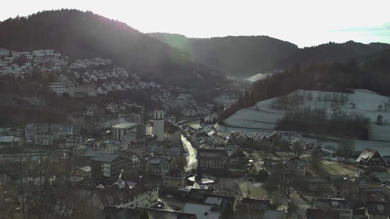 Dieses Bild zeigt eine Webcam-Aufnahme von Ottenhöfen, aufgenommen am Donnerstag, den 01.01.2026 um 10:50 Uhr