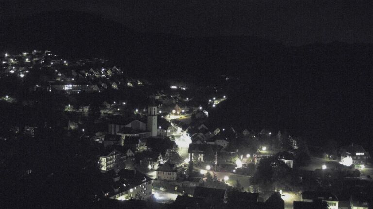 Dieses Bild zeigt eine Webcam-Aufnahme von Ottenhöfen, aufgenommen am Montag, den 18.05.2026 um 23:00 Uhr
