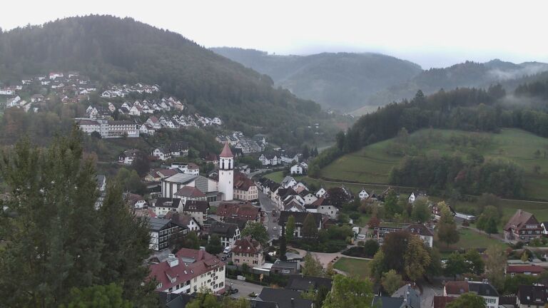 Dieses Bild zeigt eine Webcam-Aufnahme von Ottenhöfen, aufgenommen am Freitag, den 09.10.2026 um 07:40 Uhr