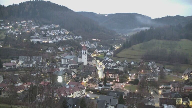 Dieses Bild zeigt eine Webcam-Aufnahme von Ottenhöfen, aufgenommen am Samstag, den 20.12.2025 um 07:50 Uhr