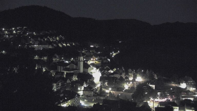 Dieses Bild zeigt eine Webcam-Aufnahme von Ottenhöfen, aufgenommen am Samstag, den 25.07.2026 um 04:30 Uhr