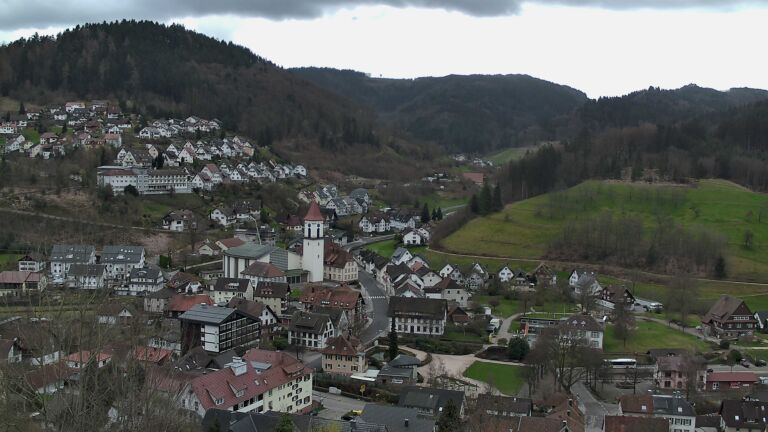 Dieses Bild zeigt eine Webcam-Aufnahme von Ottenhöfen, aufgenommen am Montag, den 16.03.2026 um 15:00 Uhr